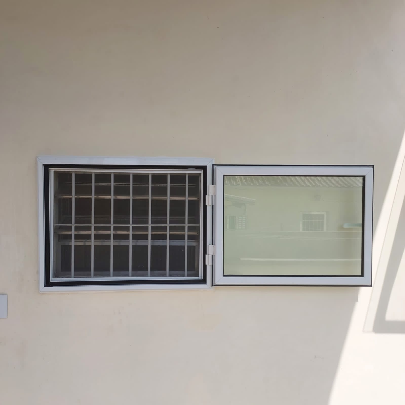 Janela acústica de giro 01 folha 03